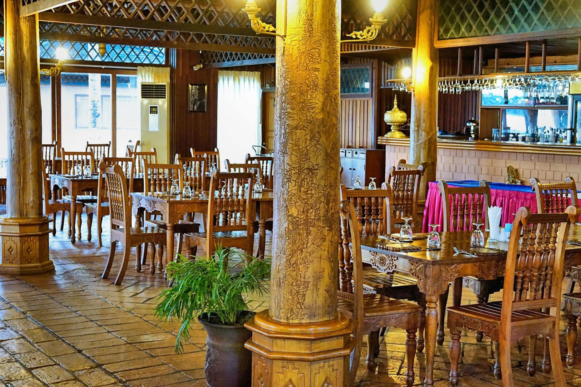 皇家卡图马蒂酒店 Taungoo 外观 照片